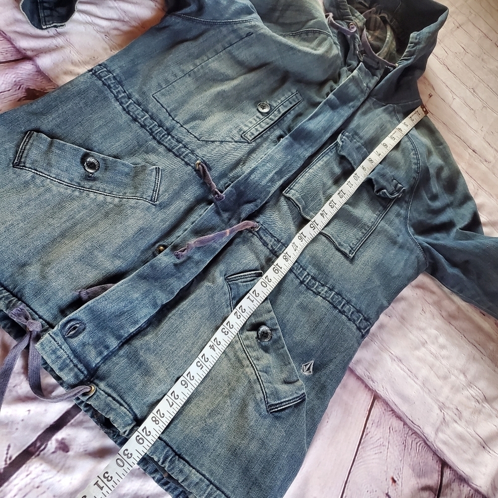Vintage Volcom Denim Flannel Jacket Full Zip + Button Hooded Heavyweight Size 32 - Picture 15 of 16